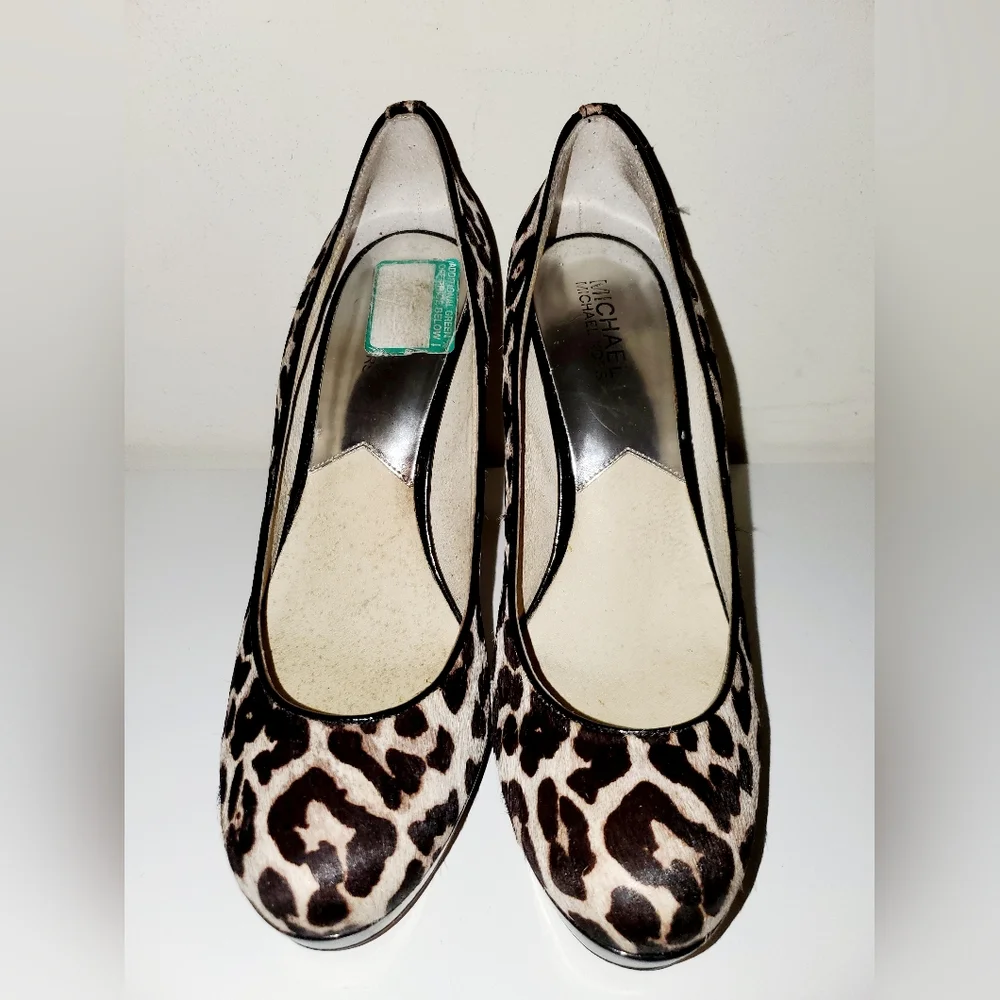 MICHAEL KORS MK Flex Mid Pump Cream Printed Haircalf Cheetah Print Size: 10M EUC - Picture 2 of 10